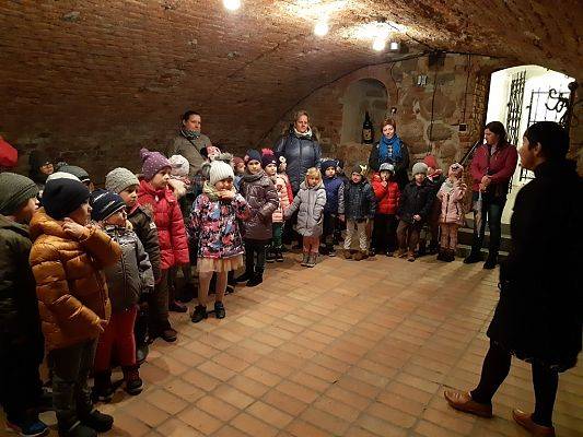 Grafika #0: Przedszkolaki w Zamku w Krokowej