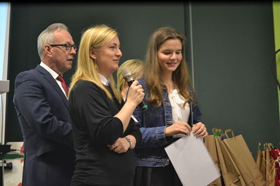 Grafika #8: Podsumowanie szkolnych konkursów: Mistrz Dat , Droga Polski do Niepodległości oraz "Mistrz Ortografii" w "Niepodległościowym Konkursie Ortograficznym"