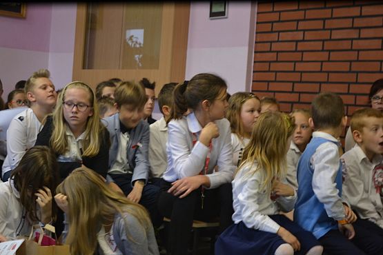 Grafika #22: Podsumowanie szkolnych konkursów: Mistrz Dat , Droga Polski do Niepodległości oraz "Mistrz Ortografii" w "Niepodległościowym Konkursie Ortograficznym"