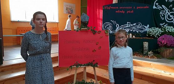 Grafika #4: Sukces Katarzyny Paprockiej w Powiatowym Konkursie Recytatorskim