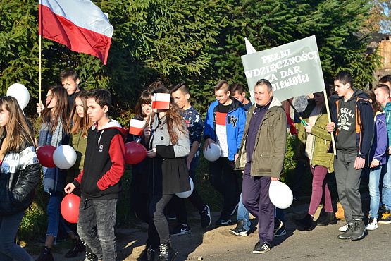 Grafika #54: Marsz Niepodległościowy