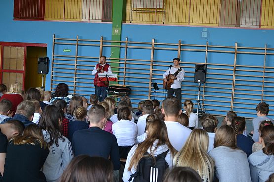 Grafika #1: KONCERT PATRIOTYCZNY – PRZEBOJE MISTRZÓW MUZYKI POLSKIEJ