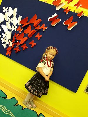 Grafika #0: POKAZ MODY PATRIOTYCZNEJ