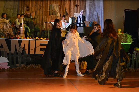 Grafika #5: 100-lecie odzyskania niepodległości - Wieczornica