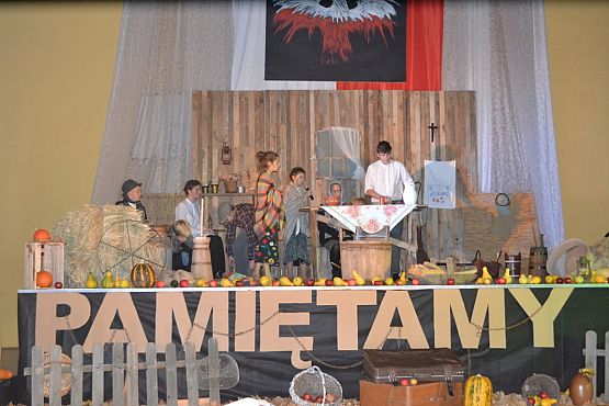 Grafika #10: 100-lecie odzyskania niepodległości - Wieczornica