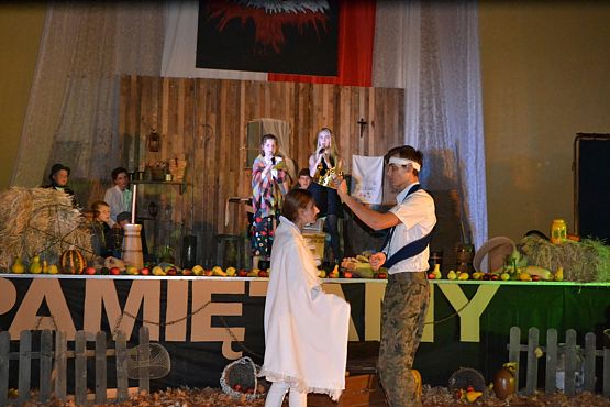 Grafika #12: 100-lecie odzyskania niepodległości - Wieczornica