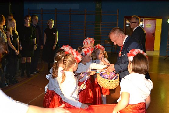 Grafika #31: 100-lecie odzyskania niepodległości - Wieczornica