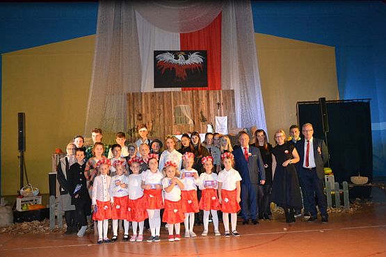 Grafika #37: 100-lecie odzyskania niepodległości - Wieczornica