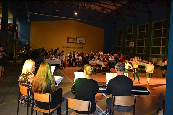 Grafika #42: 100-lecie odzyskania niepodległości - Wieczornica