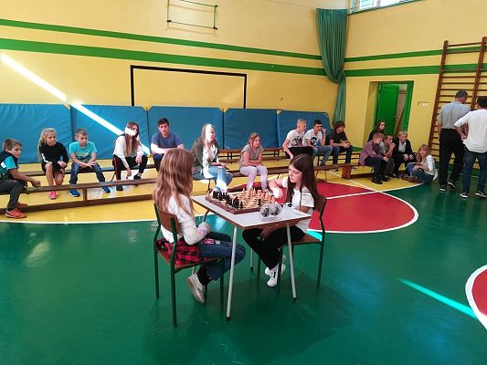 Grafika #6: Zawody w szachach