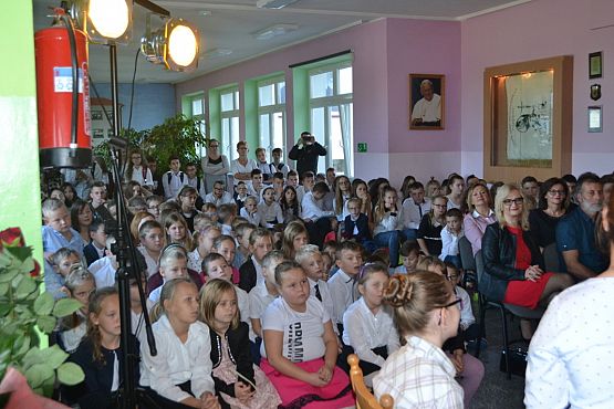 Grafika #6: Dzień Edukacji Narodowej