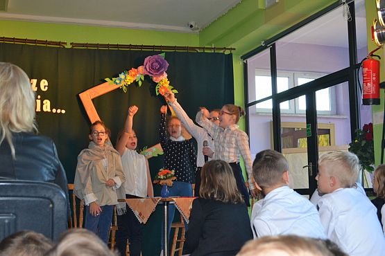 Grafika #10: Dzień Edukacji Narodowej