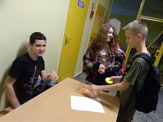 Grafika #12: Światowy Dzień Uśmiechu