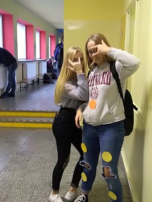 Grafika #14: Światowy Dzień Uśmiechu