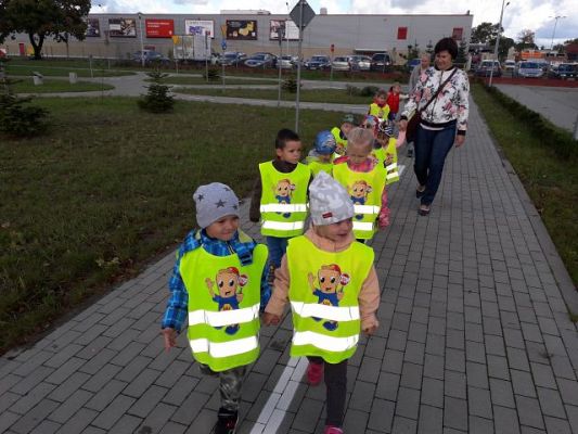 Grafika #7: WIZYTA NA KOMISARIACIE