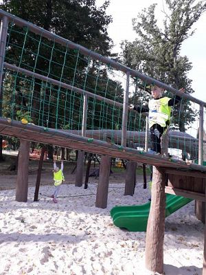 Grafika #3: PIERWSZA WSPÓLNA WYCIECZKA MINIONKÓW