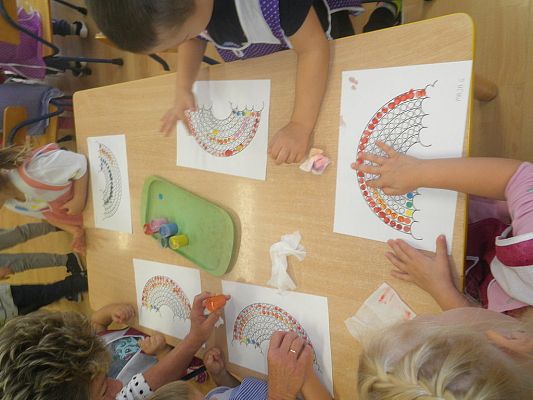 Grafika #9: MAM TALENT i…. kropka!