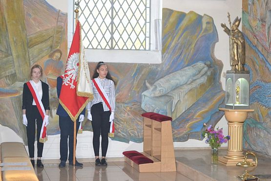 Grafika #1: Uroczyste rozpoczęcie roku szkolnego 2018/2019