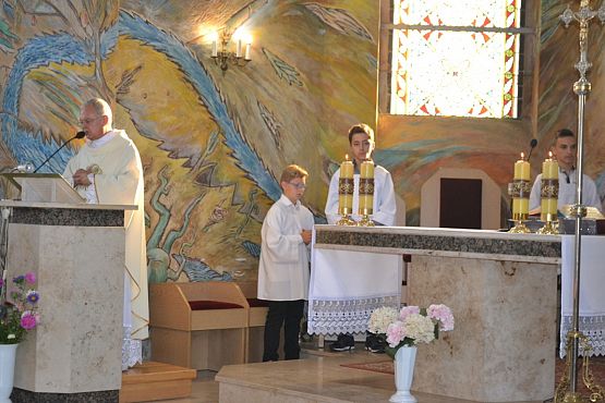 Grafika #2: Uroczyste rozpoczęcie roku szkolnego 2018/2019