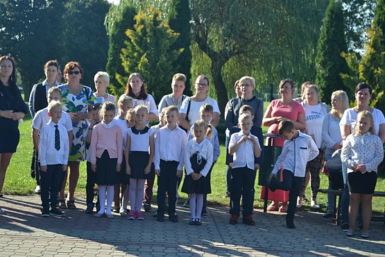 Grafika #17: Uroczyste rozpoczęcie roku szkolnego 2018/2019