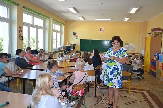 Grafika #30: Uroczyste rozpoczęcie roku szkolnego 2018/2019