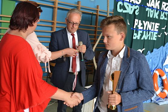 Grafika #26: Zakończenie roku szkolnego 2017/2018