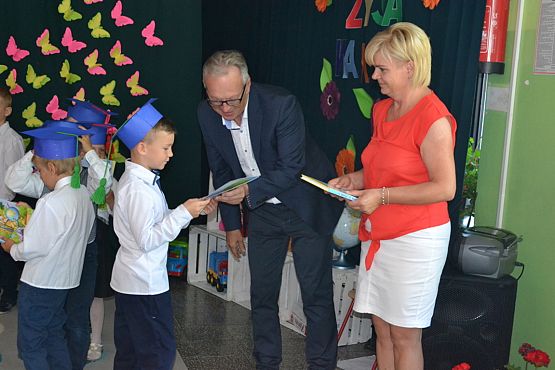 Grafika #38: Zakończenie roku przedszkolnego grupy Jeżyki