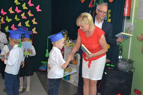 Grafika #41: Zakończenie roku przedszkolnego grupy Jeżyki