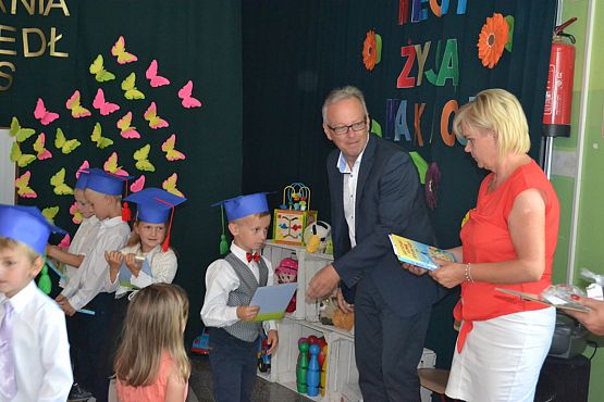 Grafika #44: Zakończenie roku przedszkolnego grupy Jeżyki