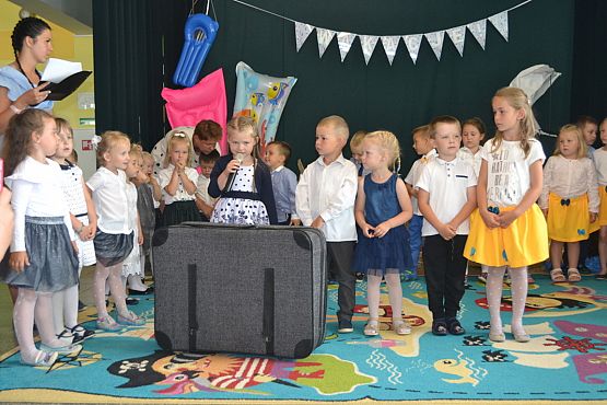 Grafika #9: Zakończenie roku przedszkolnego grup Pszczółki i Smerfy