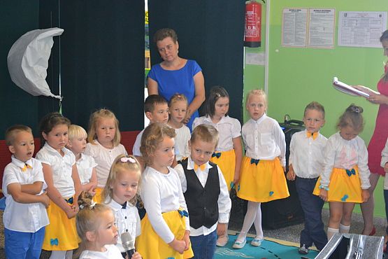 Grafika #13: Zakończenie roku przedszkolnego grup Pszczółki i Smerfy