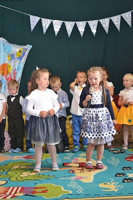 Grafika #18: Zakończenie roku przedszkolnego grup Pszczółki i Smerfy