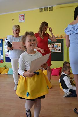 Grafika #39: Zakończenie roku przedszkolnego grup Pszczółki i Smerfy