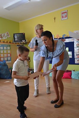 Grafika #41: Zakończenie roku przedszkolnego grup Pszczółki i Smerfy