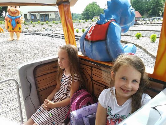 Grafika #4: Wycieczka do Parku Ewolucji w Sławutówku