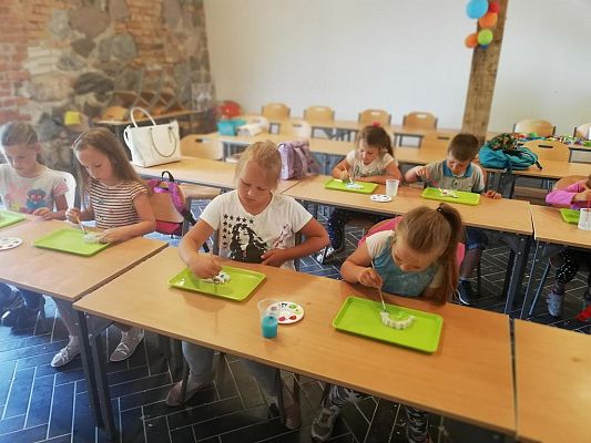 Grafika #8: Wycieczka do Parku Ewolucji w Sławutówku