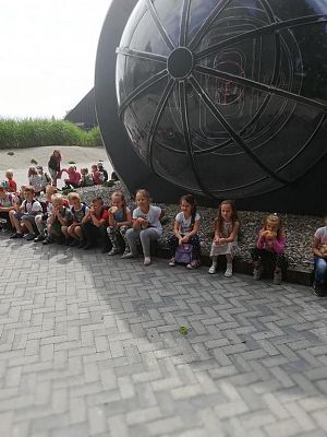 Grafika #26: Wycieczka do Parku Ewolucji w Sławutówku