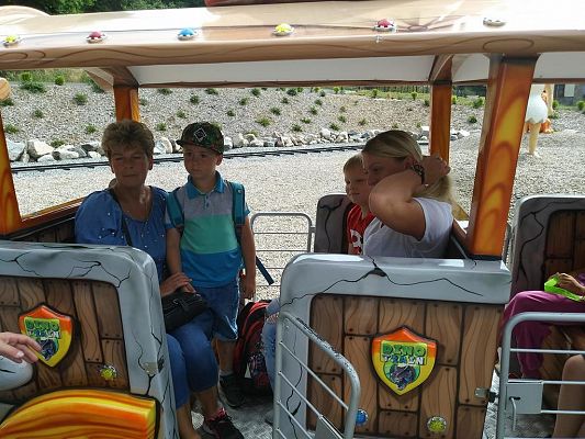 Grafika #29: Wycieczka do Parku Ewolucji w Sławutówku