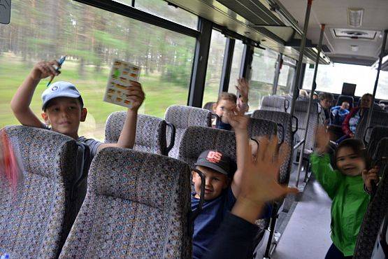 Grafika #7: Spotkanie z żołnierzami