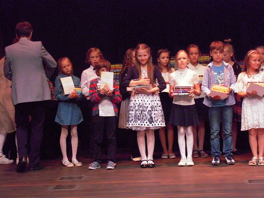 Grafika #15: Wielki Maraton Czytelniczy