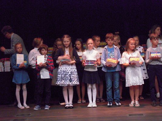 Grafika #16: Wielki Maraton Czytelniczy