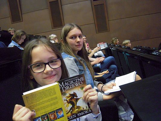 Grafika #19: Wielki Maraton Czytelniczy