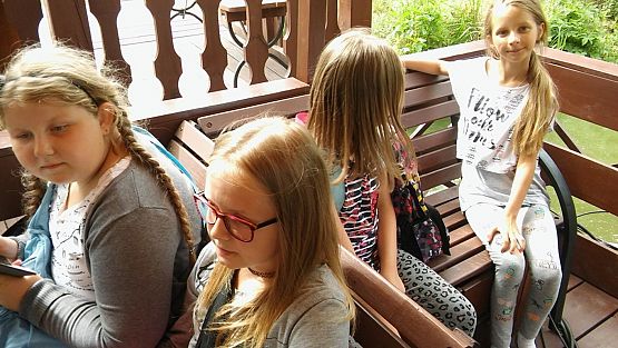 Grafika #4: Wycieczka do Doliny Charlotty klas trzecich