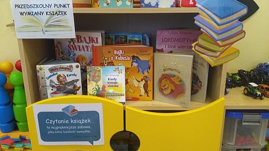 Grafika #0: Mali czytelnicy w przedszkolu