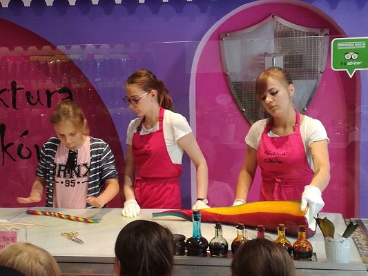 Grafika #36: Nagrodowa wycieczka do Torunia dla uczniów osiągających bardzo dobre wyniki w nauce i zachowaniu.