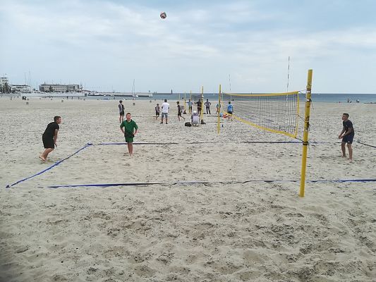 Grafika #9: Uczniowie naszej szkoły zdobyli brązowy medal w siatkówce plażowej !!!!!