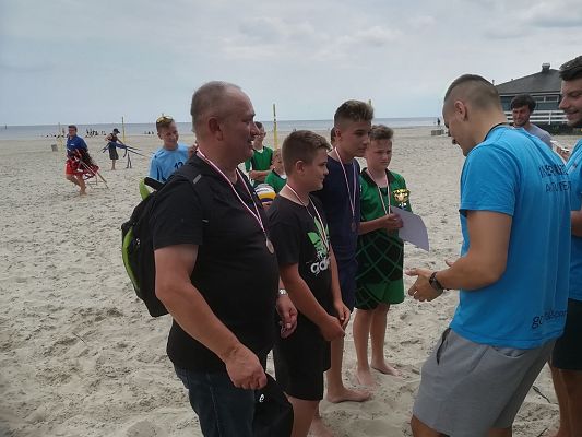 Grafika #13: Uczniowie naszej szkoły zdobyli brązowy medal w siatkówce plażowej !!!!!