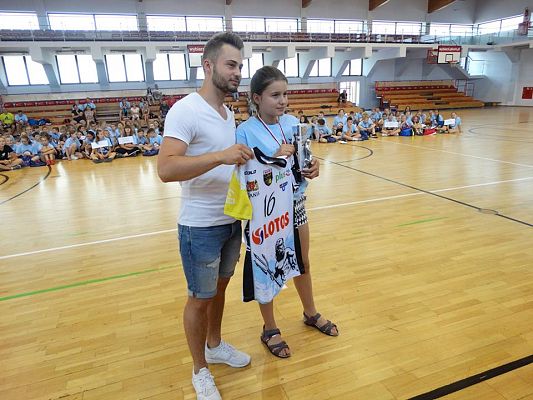 Grafika #47: VI Ogólnopolski Turniej Minipiłki Siatkowej Dziewcząt i Chłopców Komputronik Cup 2018