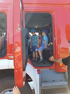 Grafika #28: "Pszczółki" i "Smerfy" obchodzą Międzynarodowy Dzień Dziecka