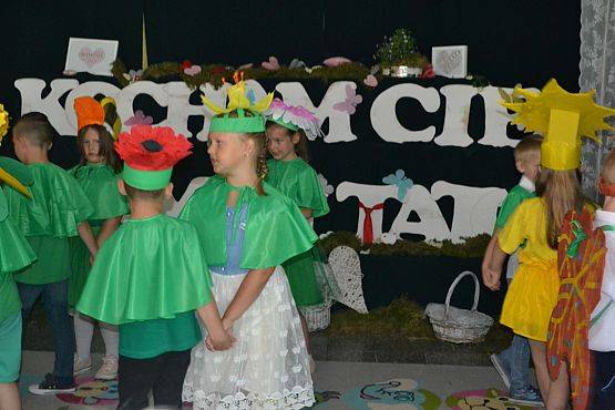 Grafika #2: Dzień Rodziny w zerówce